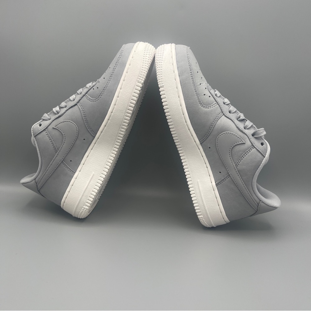 Nike Wmns Air Force 1 Premium AF1 PRM MF Wolf Grey White/ Size 7.5 - Picture 10 of 13